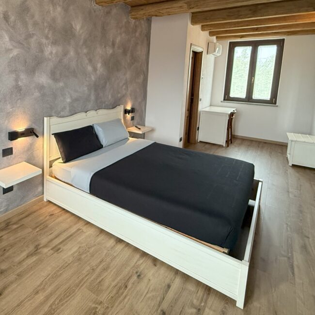 b&b-cascina-la-palazzina-camera-tasso