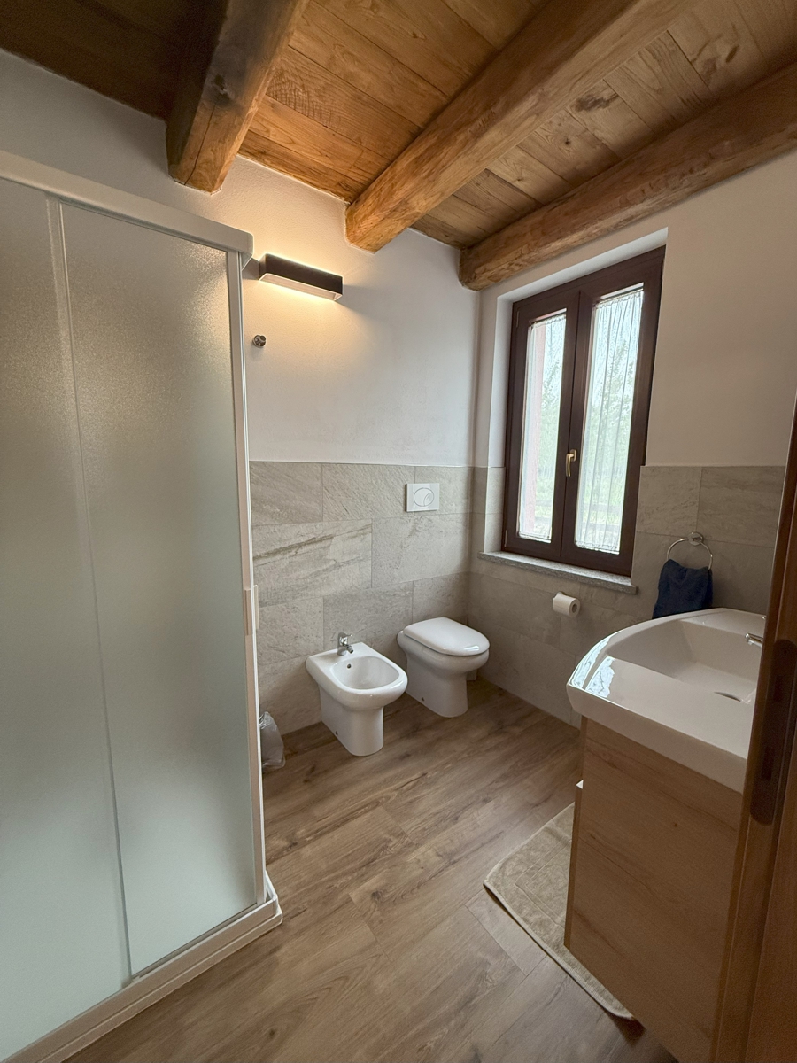 b&b-cascina-la-palazzina-bagno-acero