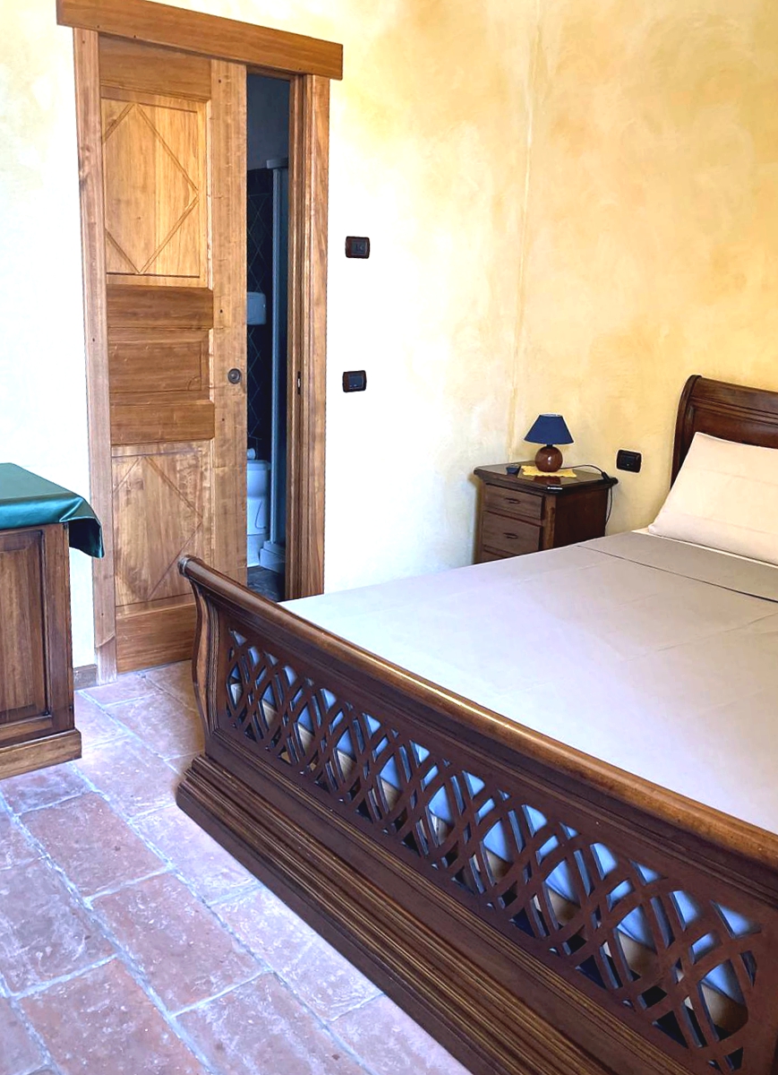 b&b-cascina-la-palazzina-camera-olmo